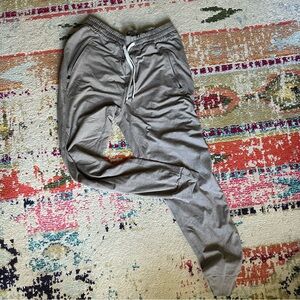 Vuori Men’s Joggers